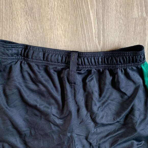 Adidas Lot--Men's Medium - Picture 4 of 16